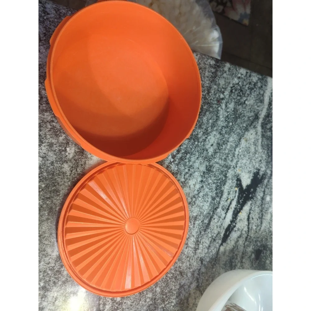 Vintage Tupperware 1204-2 Harvest Orange Filigree Canister Servalier Lid Plastic